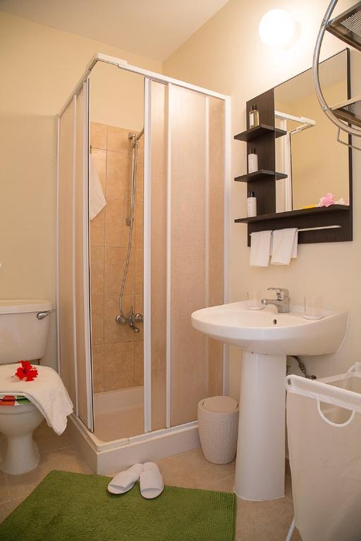 Paphos Love Nest Apartment Szoba fotó